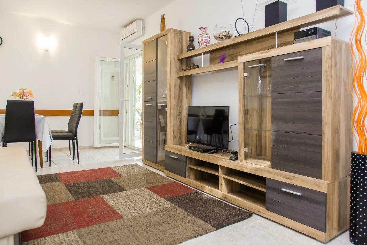 Vila Lukrecija Drače Exterior foto