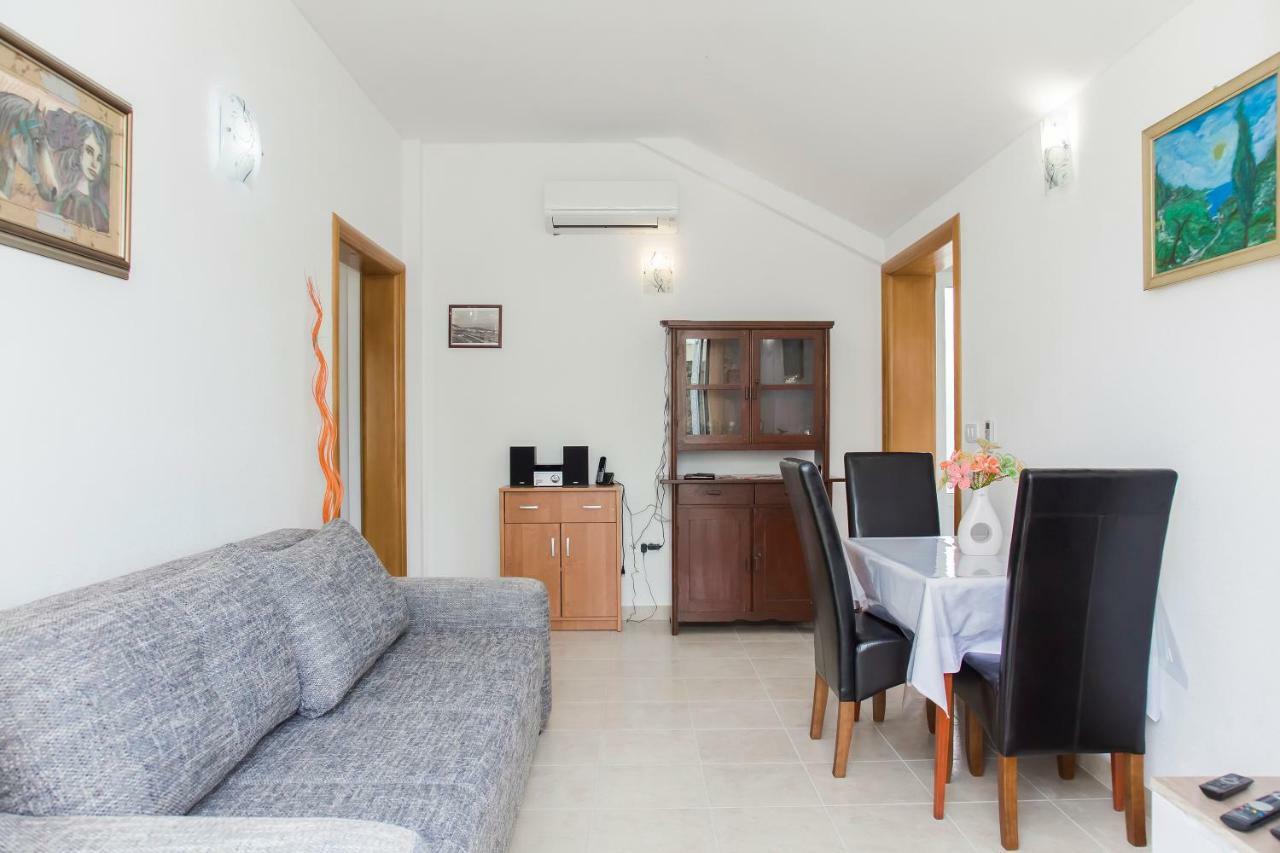 Vila Lukrecija Drače Exterior foto